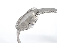 Witgouden entourage ring met diamanten en zuidzee parel - afbeelding 8 van  12