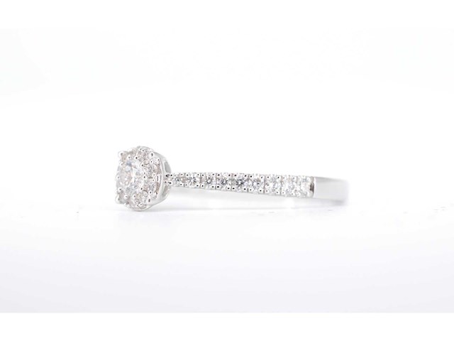 Witgouden entourage ring met diamanten - afbeelding 5 van  6