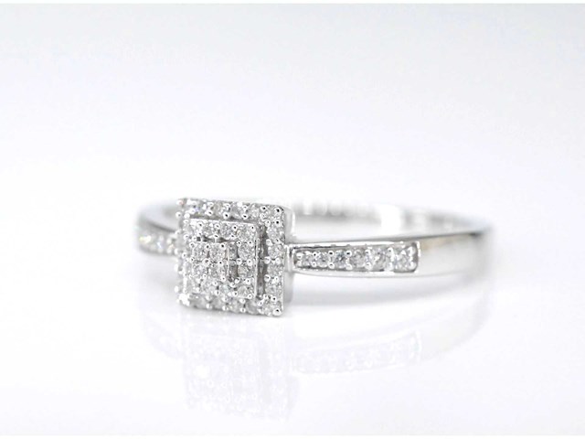 Witgouden entourage ring met diamanten - afbeelding 5 van  8