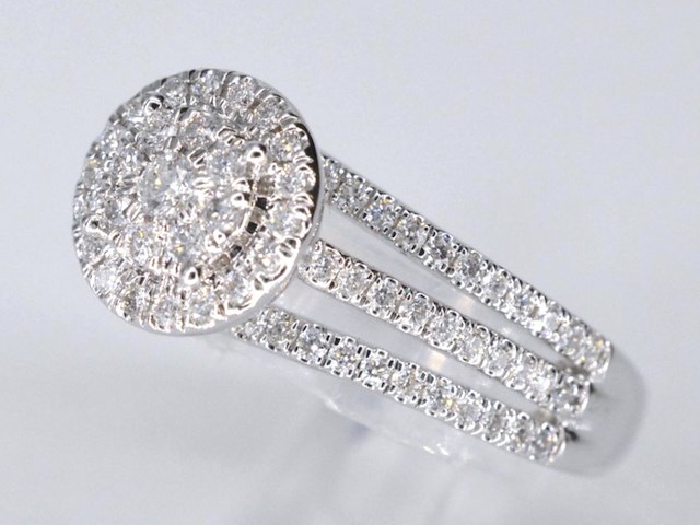 Witgouden entourage ring met diamanten - afbeelding 3 van  9