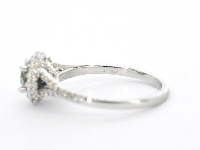 Witgouden entourage ring met diamanten - afbeelding 11 van  11