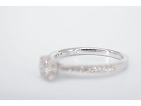 Witgouden entourage ring met diamanten - afbeelding 5 van  7