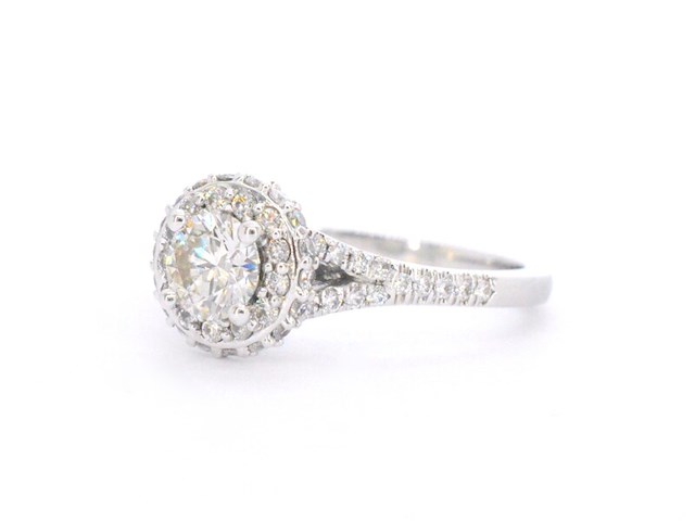 Witgouden entourage ring met diamanten - afbeelding 10 van  11