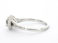 Witgouden entourage ring met diamanten - afbeelding 11 van  11