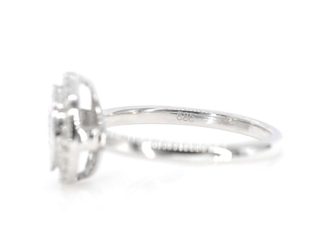 Witgouden entourage ring met diamanten - afbeelding 6 van  8