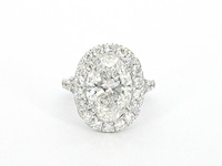 Witgouden entourage ring met een ovaal van 5.00 carat - afbeelding 6 van  10