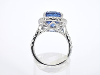 Witgouden entourage ring met een tanzaniet van 7.00 carat - afbeelding 13 van  13