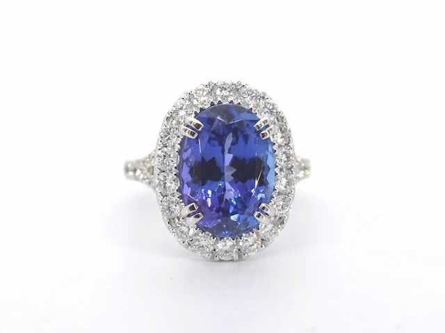 Witgouden entourage ring met een tanzaniet van 7.00 carat - afbeelding 9 van  13