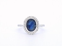 Witgouden entourage ring met natuurlijke diamanten en saffier - afbeelding 8 van  11