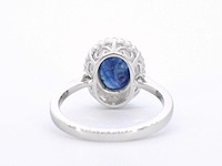 Witgouden entourage ring met natuurlijke diamanten en saffier - afbeelding 9 van  11