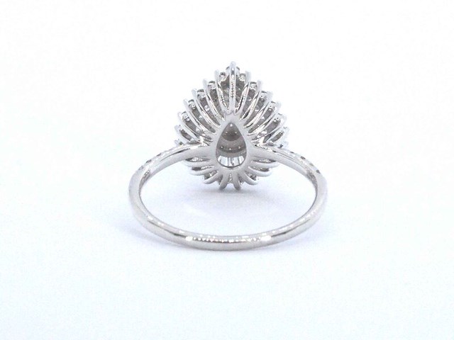 Witgouden entourage ring met natuurlijke diamanten - afbeelding 6 van  9