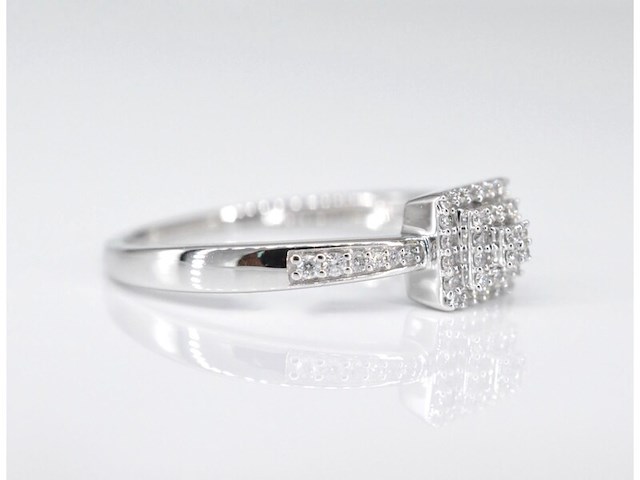 Witgouden entourage ring met natuurlijke diamanten - afbeelding 3 van  9
