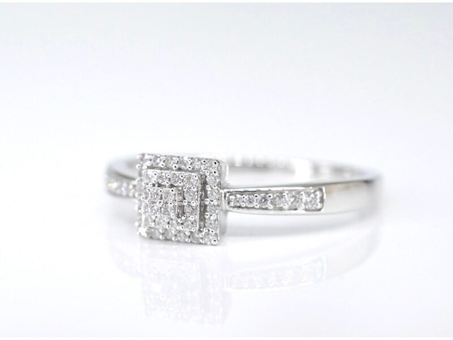 Witgouden entourage ring met natuurlijke diamanten - afbeelding 4 van  9