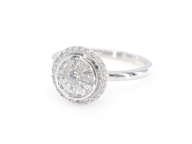 Witgouden entourage ring met natuurlijke diamanten - afbeelding 1 van  8