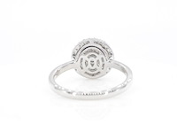 Witgouden entourage ring met natuurlijke diamanten - afbeelding 4 van  8