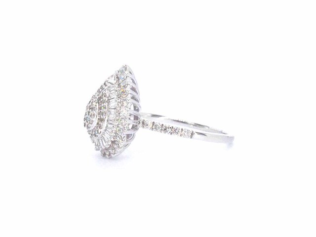 Witgouden entourage ring met natuurlijke diamanten - afbeelding 4 van  9