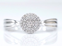 Witgouden entourage ring met natuurlijke diamanten - afbeelding 1 van  9