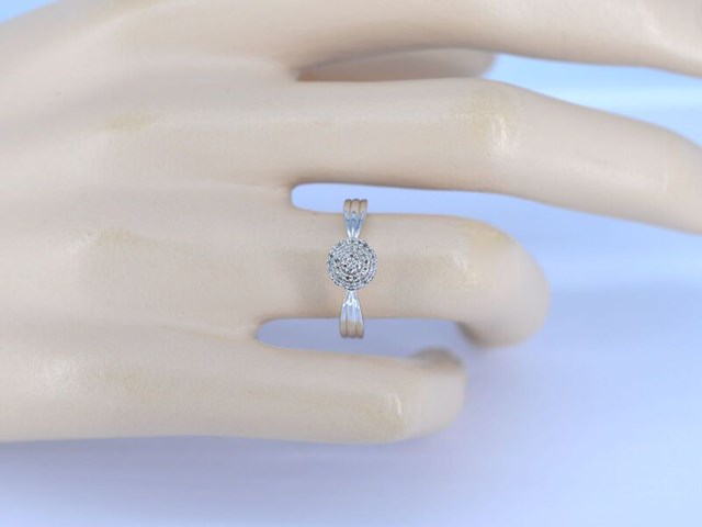 Witgouden entourage ring met natuurlijke diamanten - afbeelding 3 van  9