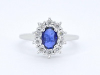 Witgouden entourage ring met saffier en briljanten - afbeelding 8 van  11