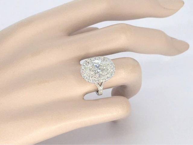 Witgouden entourage ring ovaal 5.00 ct igi - afbeelding 2 van  9