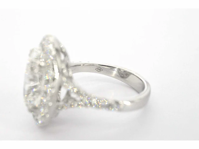 Witgouden entourage ring ovaal 5.00 ct igi - afbeelding 8 van  9