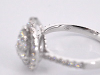 Witgouden entourage ring pear shape diamant - afbeelding 7 van  10