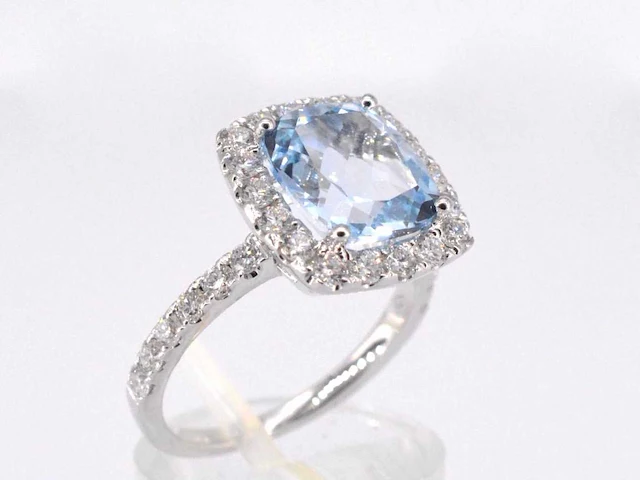 Witgouden entourage ring topaas diamant - afbeelding 5 van  8