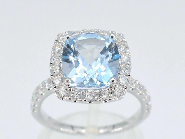 Witgouden entourage ring topaas diamant - afbeelding 7 van  8