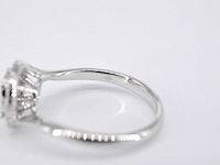 Witgouden entourage slagring met diamanten - afbeelding 5 van  9