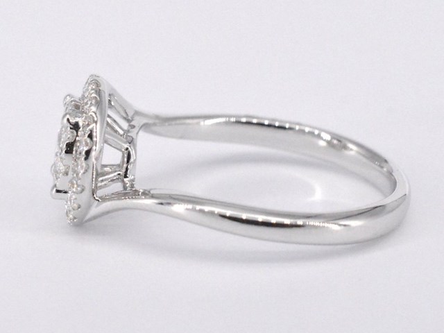 Witgouden entourage slagring met diamanten - afbeelding 8 van  10