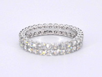 Witgouden eternity ring met diamanten - afbeelding 9 van  10