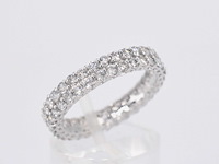 Witgouden eternity ring met diamanten - afbeelding 7 van  11