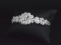 Witgouden exclusieve armband mat natuurlijke witte diamanten - afbeelding 4 van  8