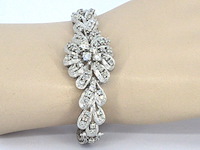 Witgouden exclusieve armband mat natuurlijke witte diamanten - afbeelding 3 van  10