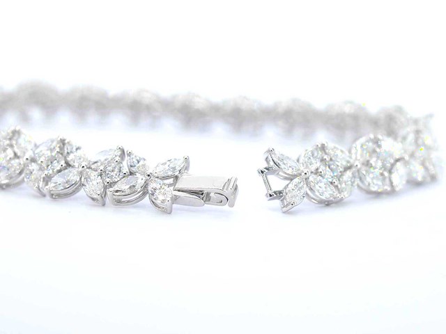 Witgouden exclusieve armband met 11.00 carat aan marquise en briljant geslepen diamanten - afbeelding 5 van  5