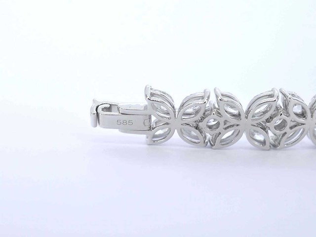 Witgouden exclusieve armband met 11.00 carat marquise en briljant geslepen diamanten - afbeelding 8 van  9