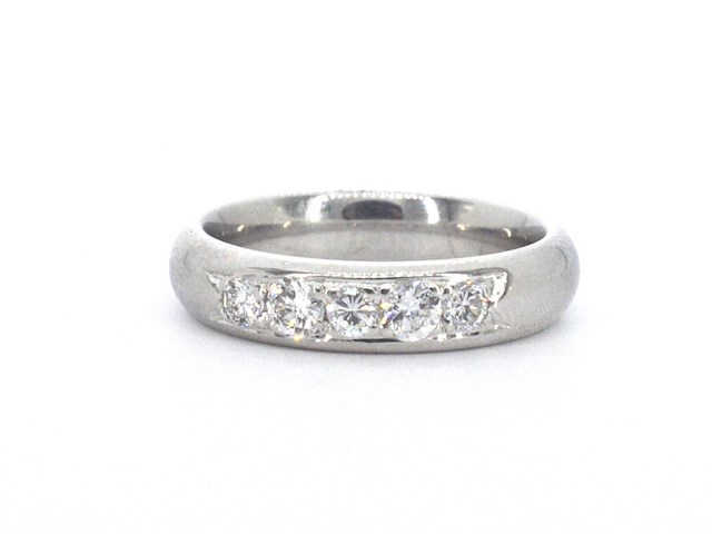 Witgouden half-alliance ring met natuurlijke diamanten - afbeelding 1 van  8