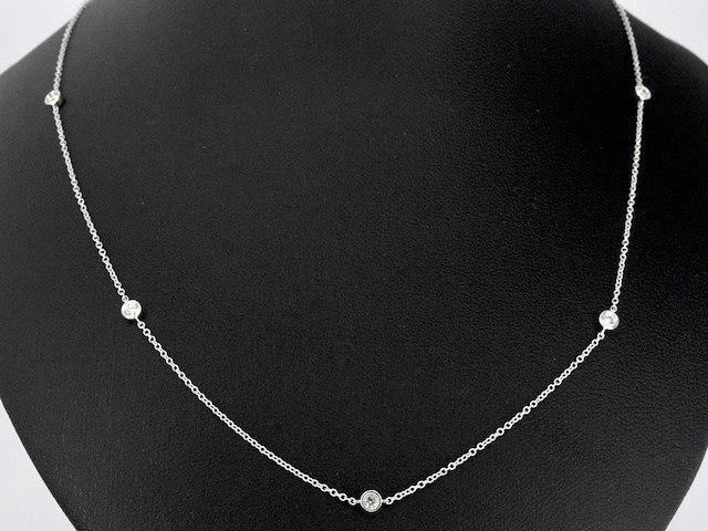 Witgouden halscollier met natuurlijke diamanten - afbeelding 1 van  10