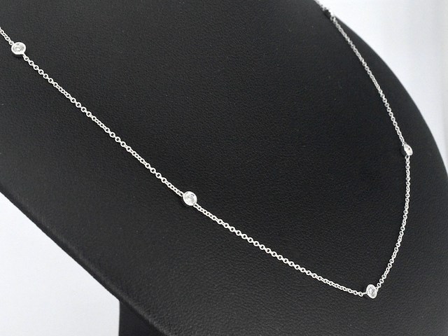 Witgouden halscollier met natuurlijke diamanten - afbeelding 5 van  10