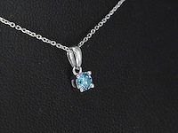 Witgouden halsketting met blauwe diamant 0.25 carat - afbeelding 5 van  7