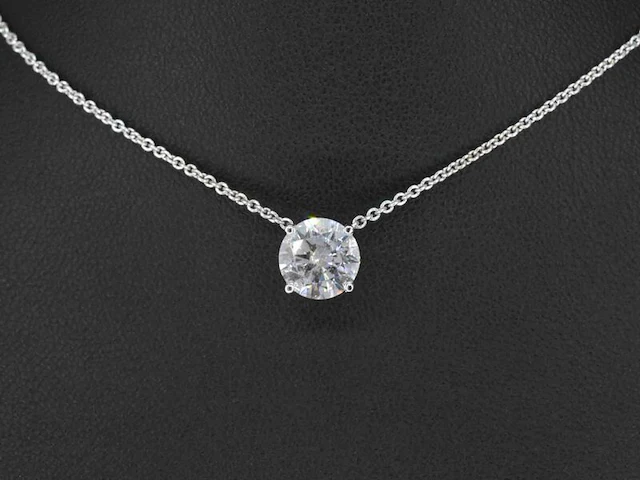 Witgouden halsketting met een diamant van 0.70 carat - afbeelding 2 van  5