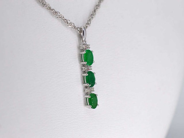 Witgouden hanger diamanten smaragd - afbeelding 5 van  6