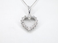 Witgouden hanger in hartvorm met diamant, excl. ketting - afbeelding 1 van  9