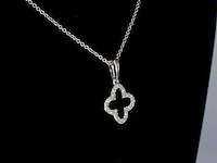 Witgouden hanger in klaver vier vorm met diamanten, excl. ketting - afbeelding 6 van  11