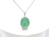 Witgouden hanger met diamant en jade, excl. ketting - afbeelding 1 van  4