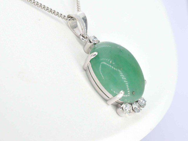 Witgouden hanger met diamant en jade, excl. ketting - afbeelding 4 van  4