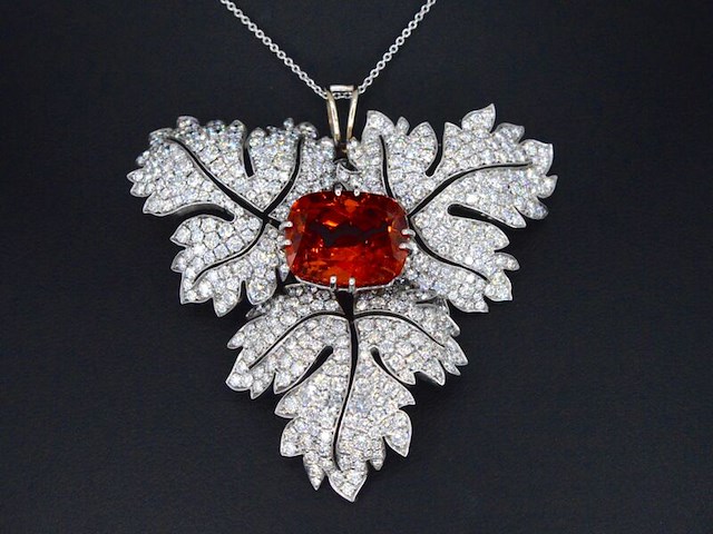 Witgouden hanger met diamanten en edelsteen spessartien van 13 carat - afbeelding 1 van  8