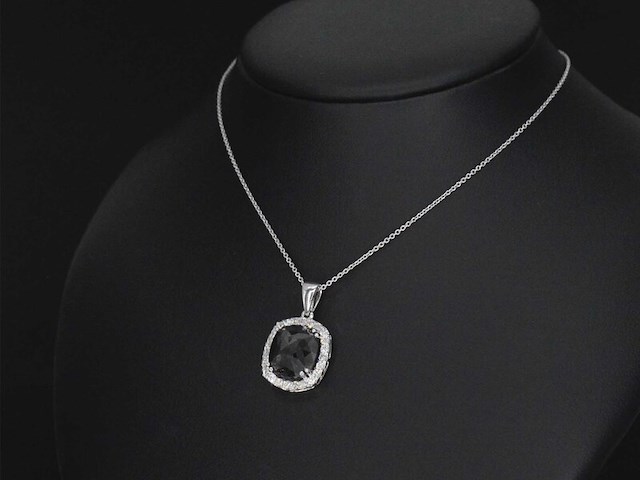Witgouden hanger met diamanten en een zwarte diamant (enhanced) van 4.80 carat, excl. ketting - afbeelding 3 van  7