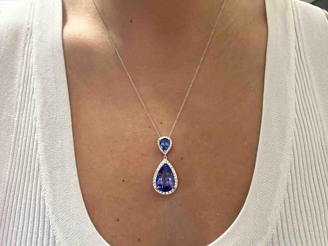 Witgouden hanger met diamanten en tanzanieten, excl. ketting - afbeelding 2 van  9