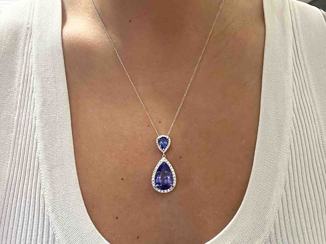 Witgouden hanger met diamanten en tanzanieten, excl. ketting - afbeelding 2 van  8